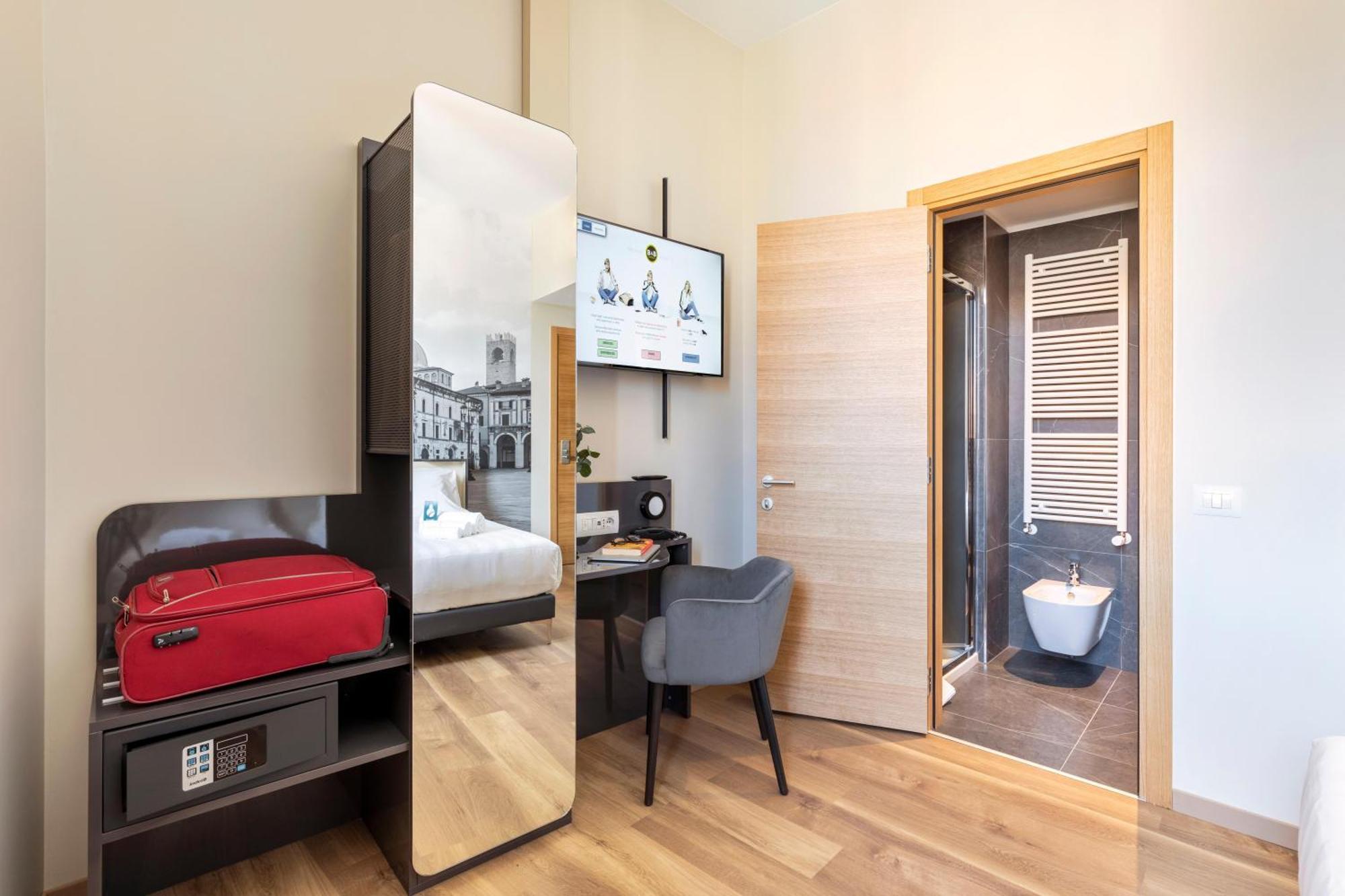 B&B Hotel Μπρέσια Εξωτερικό φωτογραφία