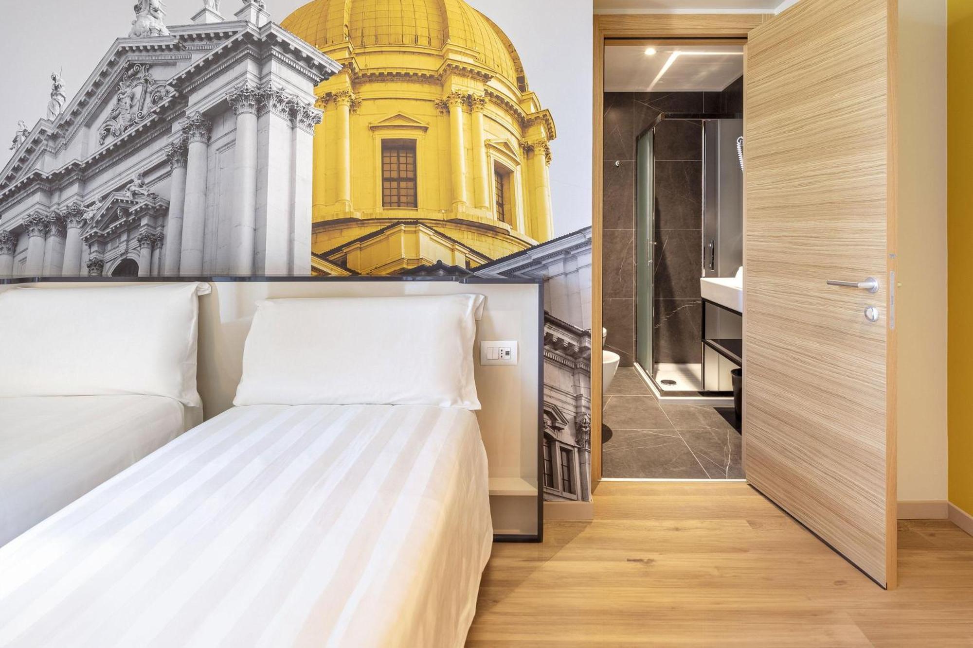 B&B Hotel Μπρέσια Εξωτερικό φωτογραφία