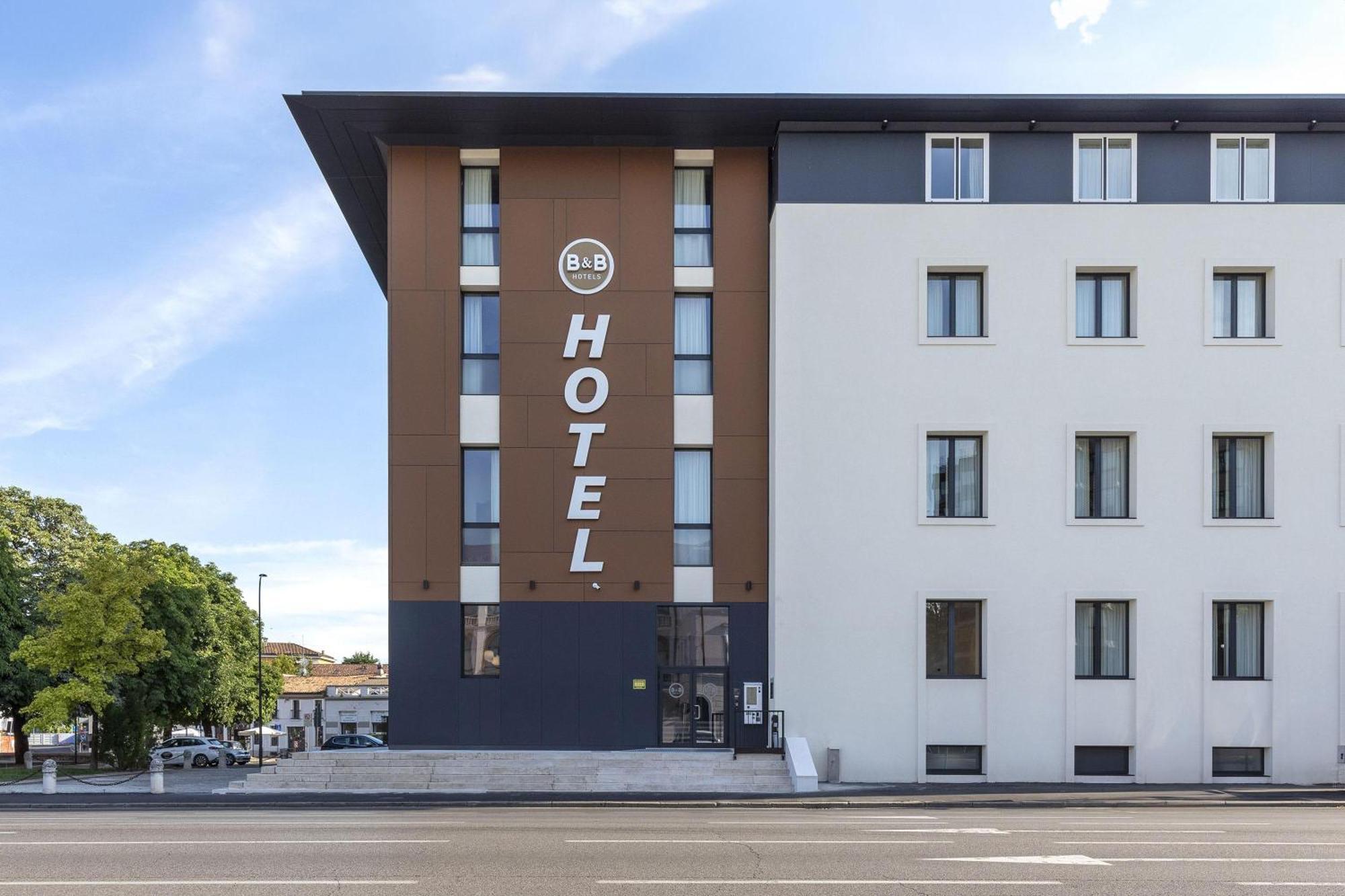 B&B Hotel Μπρέσια Εξωτερικό φωτογραφία